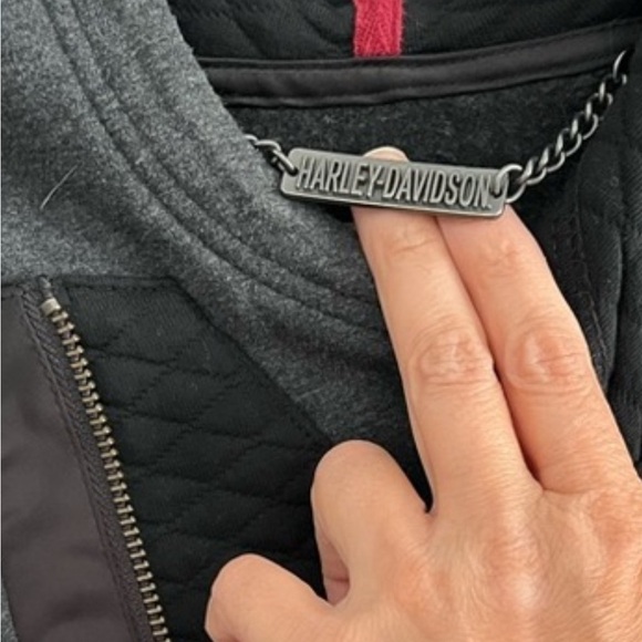 Harley Davidson Gray and Black Hoodie with Zipper— women’s Medium PTP 19.2 inch - Picture 8 of 10